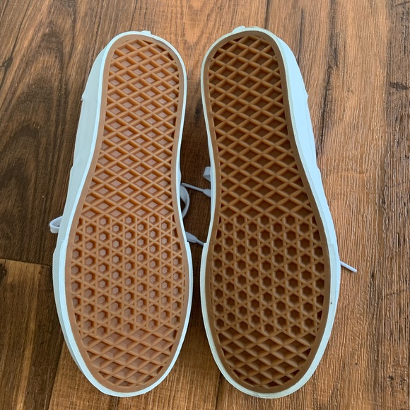 Women’s White Vans 9.5 - Picture 4 of 9